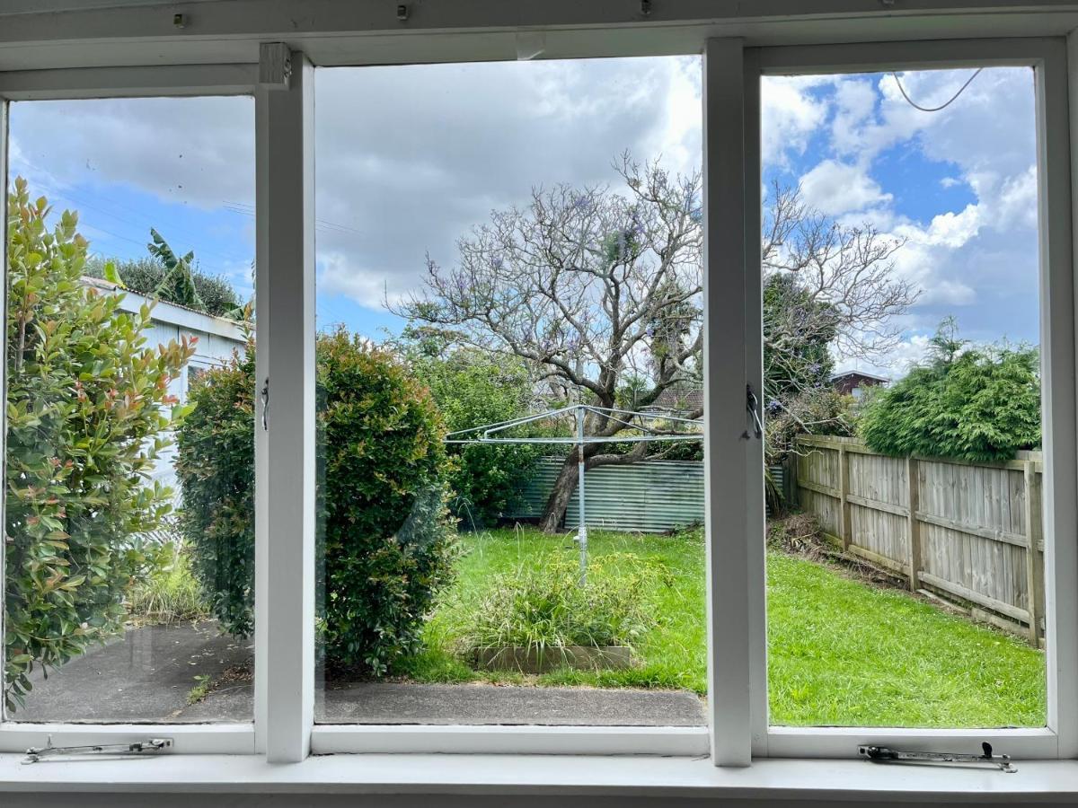 Entire House In Mt Wellington, Central オークランド エクステリア 写真