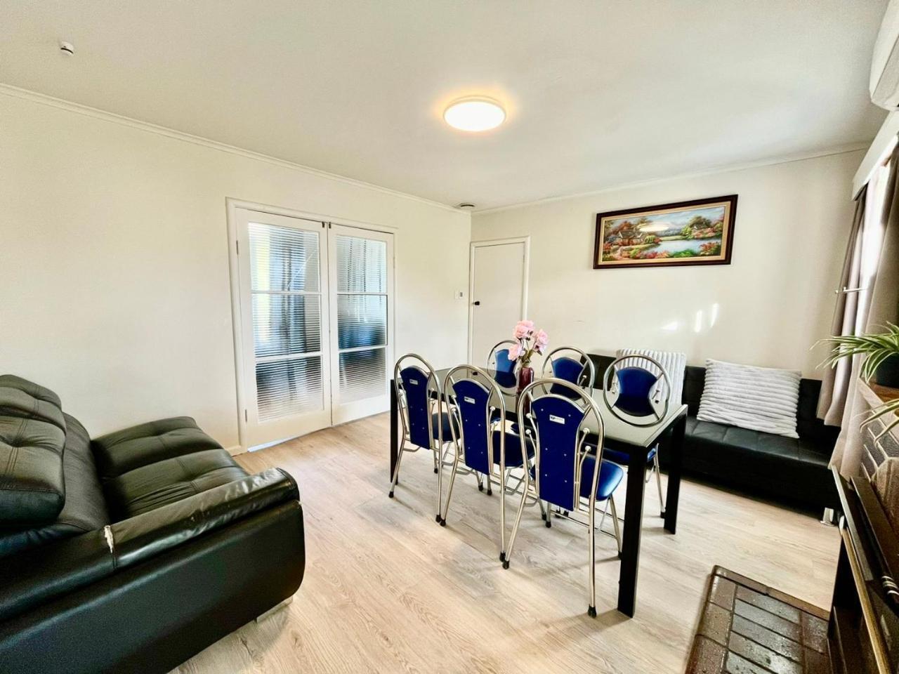 Entire House In Mt Wellington, Central オークランド エクステリア 写真