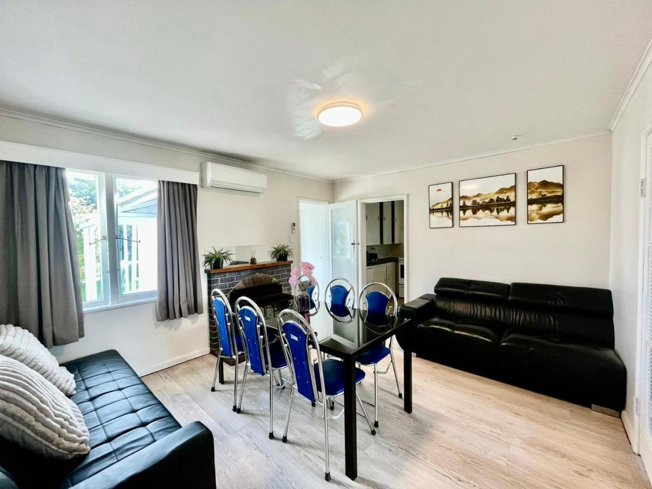 Entire House In Mt Wellington, Central オークランド エクステリア 写真