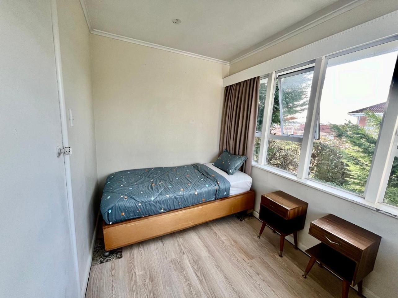 Entire House In Mt Wellington, Central オークランド エクステリア 写真